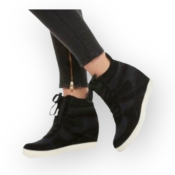 Steve Madden Sneakers Olympa-X High Heel Wedge Shoes
Black Suede Mesh 7.… - Picture 2 of 13